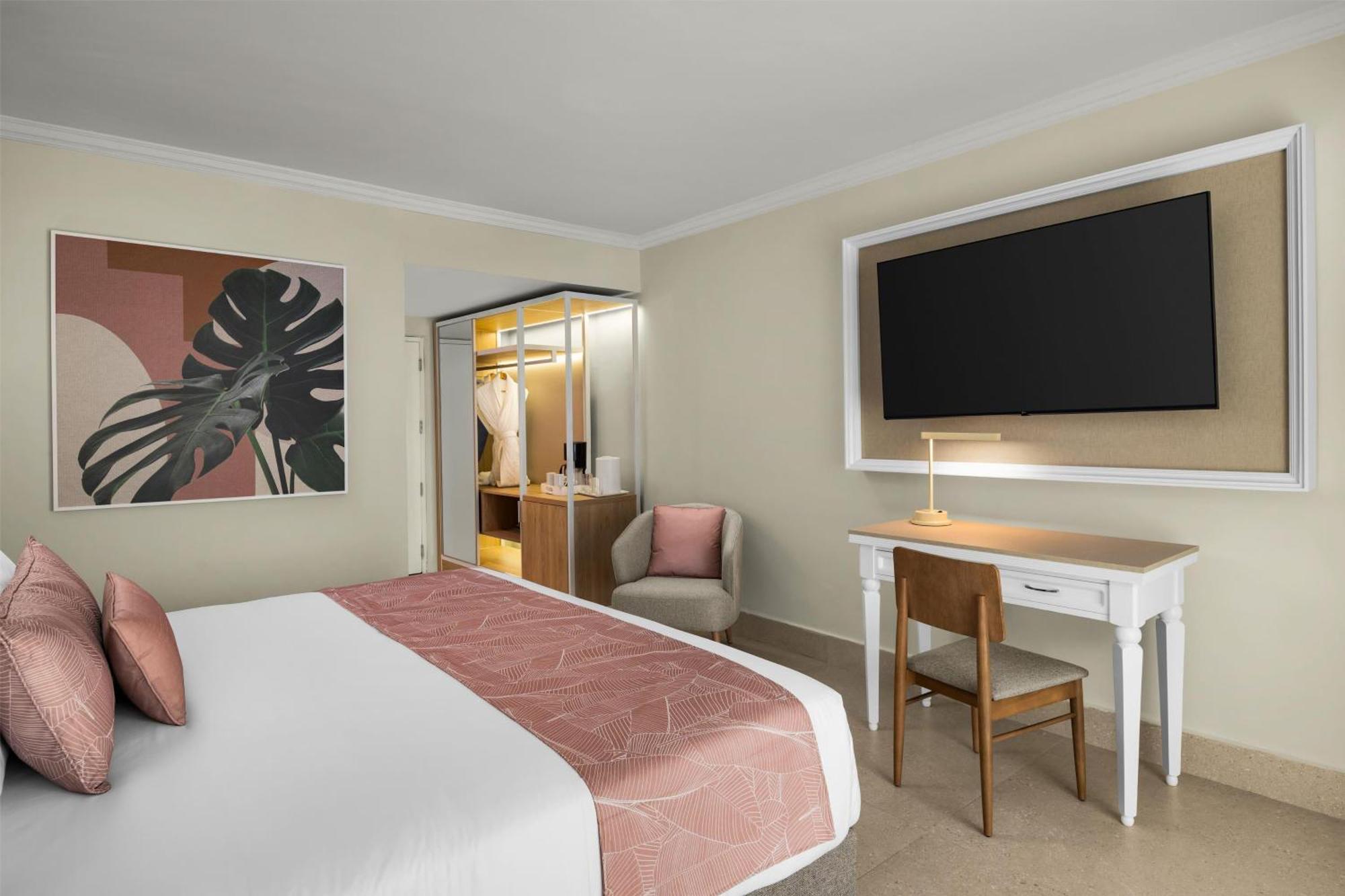 Wyndham Alltra Resort